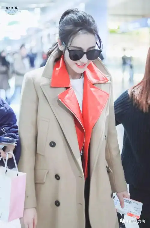 冬季女明星机场私服也能开挂!