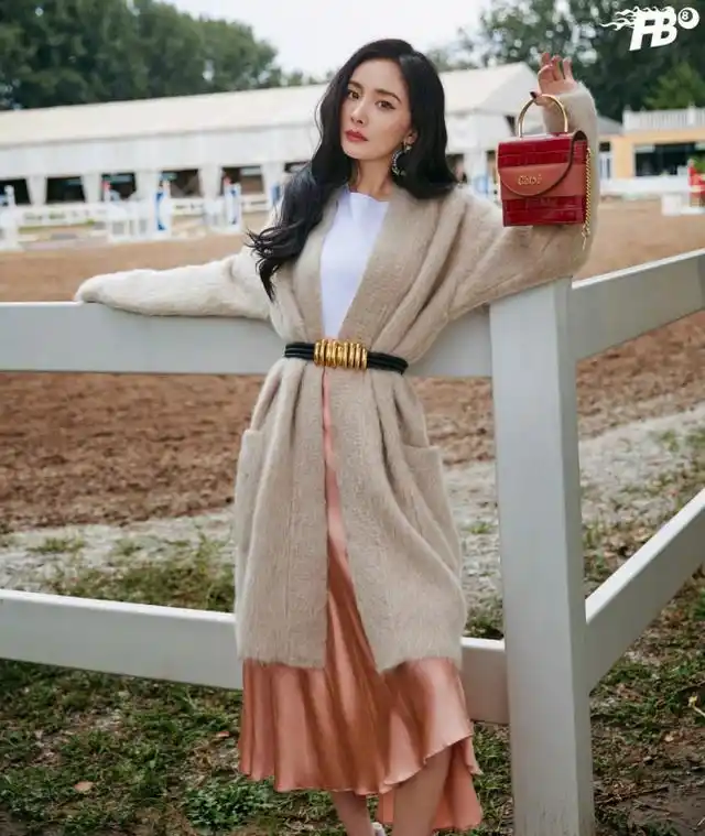 一键get温柔高级气质!女明星花式百搭的毛衣穿搭,学起来