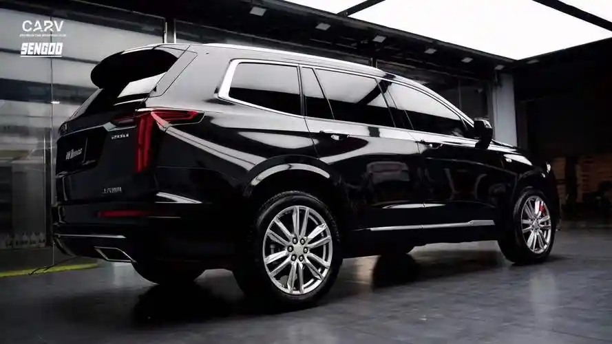 凯迪拉克xt6全车卡孚改色膜超亮重金属黑