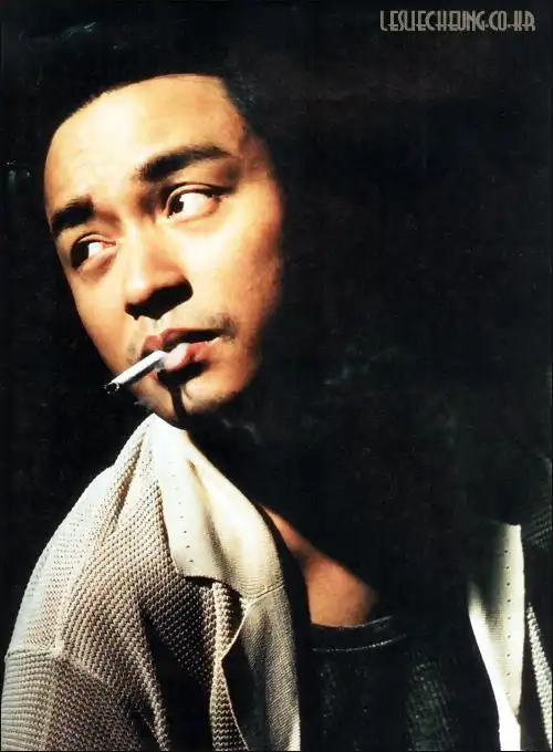 求一张张国荣笑着抽烟的图片