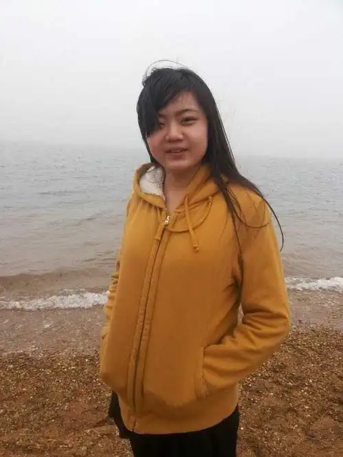 没错,上面这个满脸横肉的死胖子就是我 作为一个天生的圆脸…圆上加圆