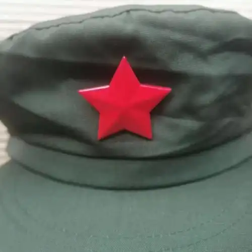 批发65式红五星红领章65军绿的良帽子马裤呢帽子红五角星腰带帽徽
