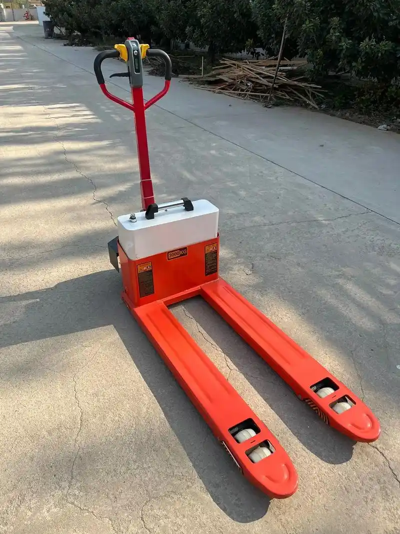 电动搬运车.电动升降,操作简单,转向灵活,续航时间长,维修方 - 抖音