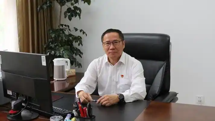 李晓东.内蒙古师范大学 资料图