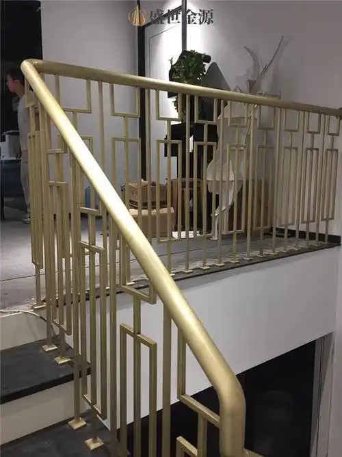 广东不锈钢楼梯立柱 不锈钢楼梯扶手图片