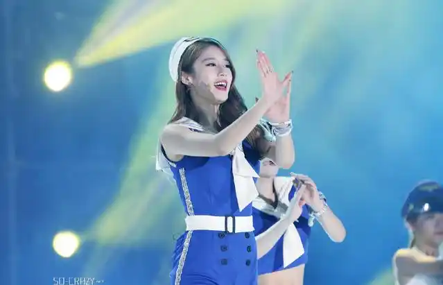 韩国女团tara!表演抓拍这颜值和身材!难怪王思聪为她们着迷