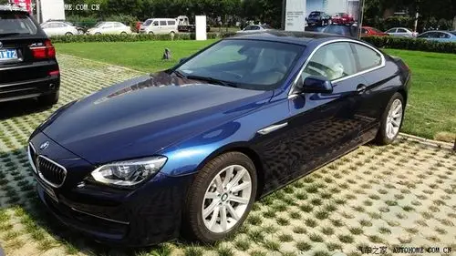 4s店拍的深海蓝640i双门