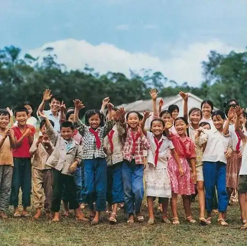 80年代镜头下的中国小朋友看看有没有你儿时的影子