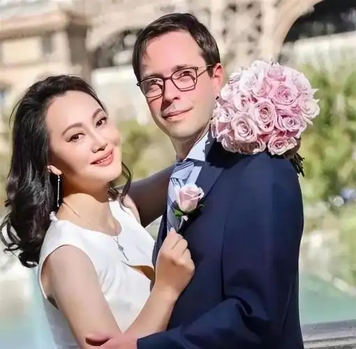 狠人大宋佳抛病夫戏导演攀富豪她的上位史太精彩