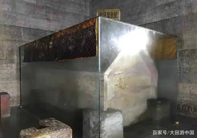 实拍乾隆皇帝裕陵地宫,真的令人赞叹,太美了