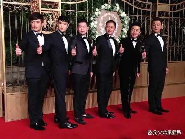 要面子还是有真心?明星婚礼场面大,黄晓明花2亿,有的在特批地