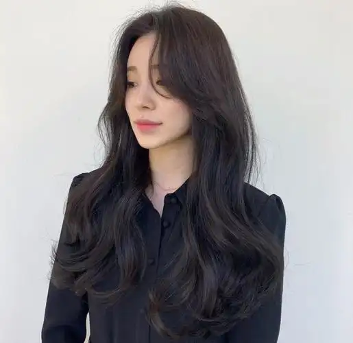 女人味十足的长卷发