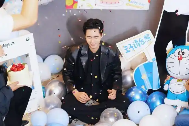 胡一天1226生日快乐##这才是胡一天的一天又一天吧