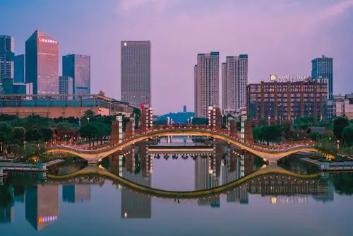 摄于广东佛山南海区千灯湖公园