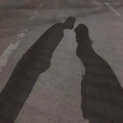 你连影子都那么撩人#三年前的照片98回忆杀啊那时候_圈子-新氧美容