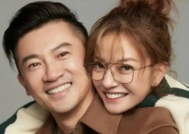 "有,不只一日,拍《表妹吉祥》的在上海,赵薇收工就去会男朋友,我真是