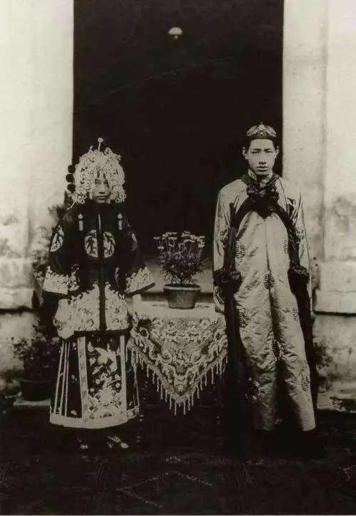 妹妹先于姐姐结婚,遭姐姐抱怨,又因嫁个好人家,遭姐姐嫉恨