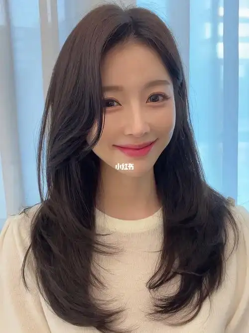 2022流行"高层次感中长发"温柔优雅有气质,时尚百搭不挑脸型60