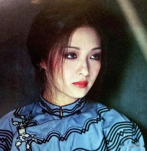 胡因梦骨相美人