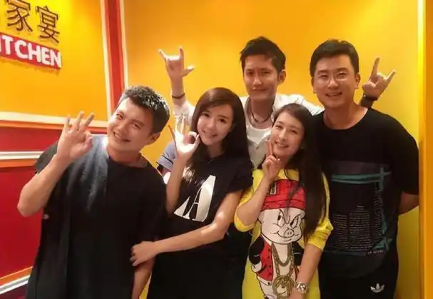 《夏日里的春天》18年,男主退圈发福,女主糊了,小配角倒成一线