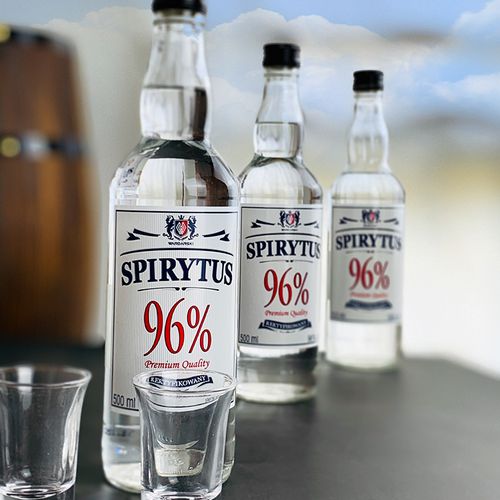 洋酒进口波兰生命之水96度伏特加500ml高度烈酒伏特加