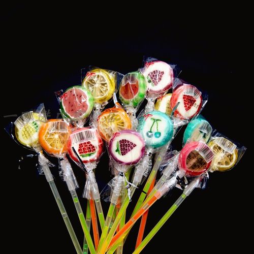 一折荧光棒棒糖_长棒水果切片荧光棒棒糖长杆可爱创意婚庆喜糖果60支