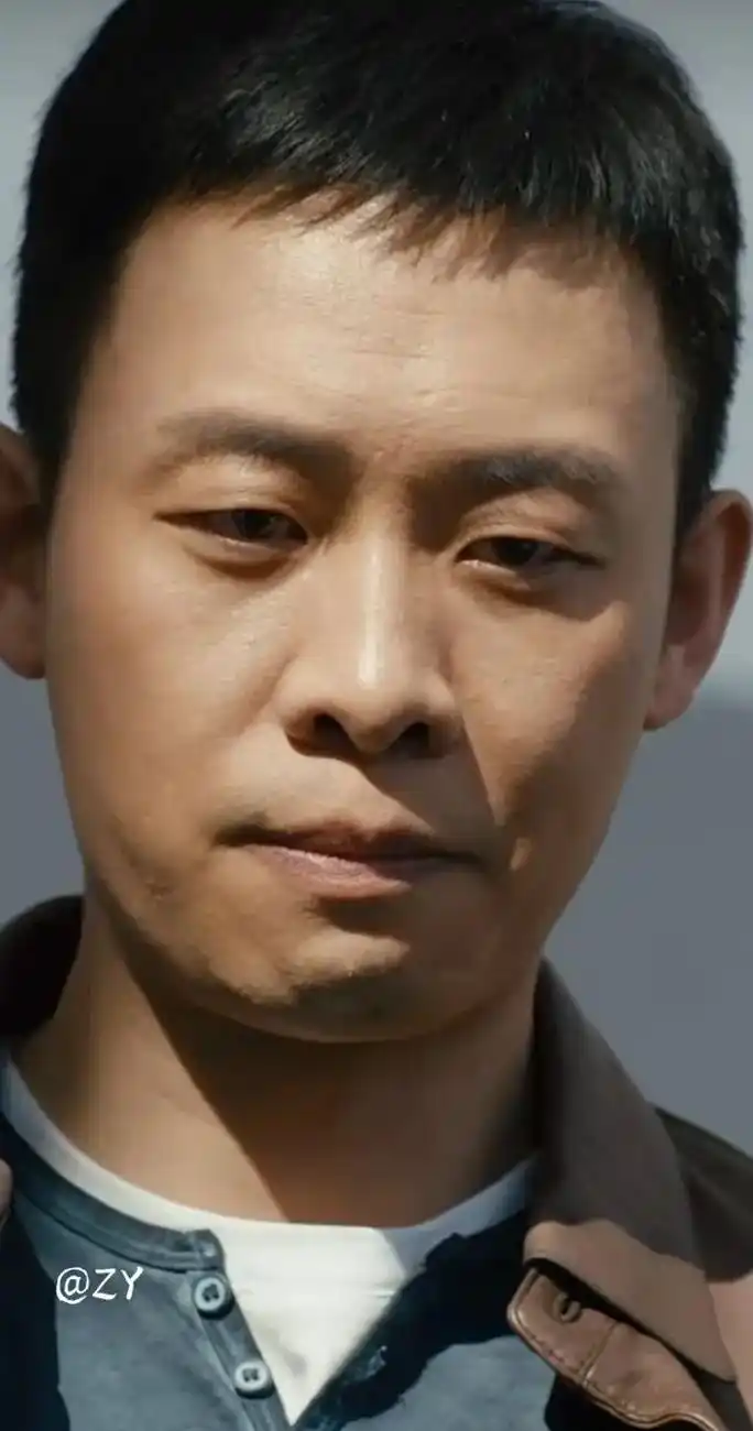 张译 #罗坚 #重生之门 这个电视剧挺好看的罗坚也很帅@张 - 抖音