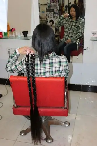 新剪下两根丰厚的麻花辫北京face07752