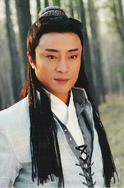 演员何中华的妻子是谁 何中华妻子宋天仪照片