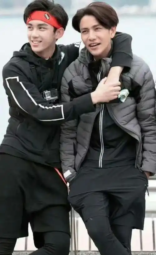 两位帅哥曾经给我们带来不少经典作品和形象