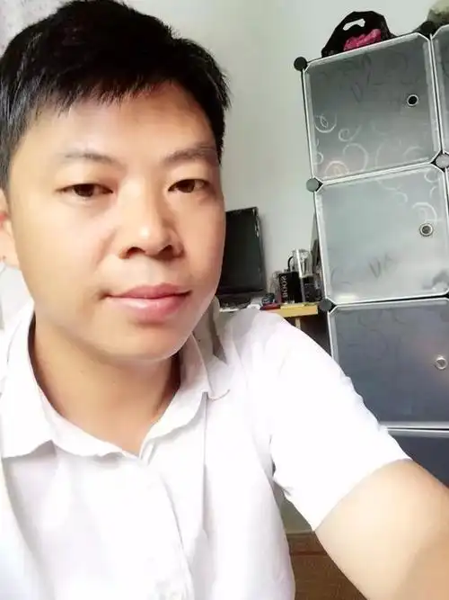 我叫肖霖,来自柏坊,我在广州,我为常宁代言!