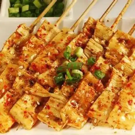 内蒙古草原羔羊羊肉串牛板筋脆骨五花肉面筋家庭户外烧烤食材批发