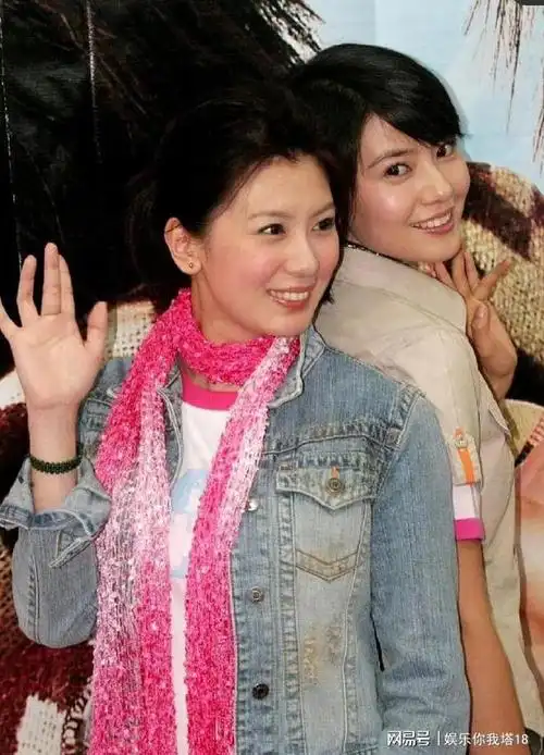 高圆圆与贾静雯最接地气的照片|发型|记者|模特_网易订阅