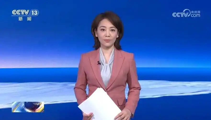 劳春燕前段时间连续值了28天出镜主持班尽享9天年休假后返岗