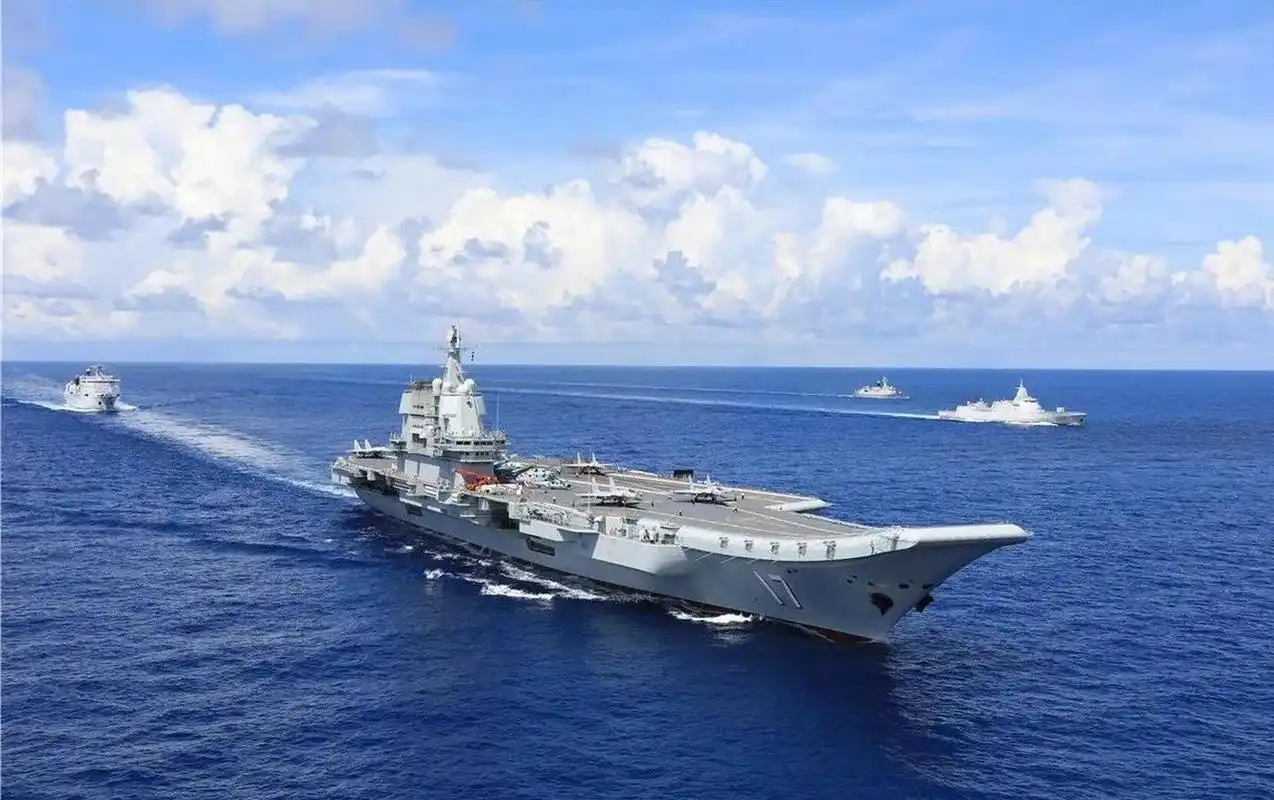 这才是真正的大国实力,山东舰航母编队完成远海战备训练,解放军手中剑