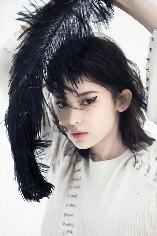 1992年5月2日出生于新疆乌鲁木齐市,中国内地影视女演员,时尚模特