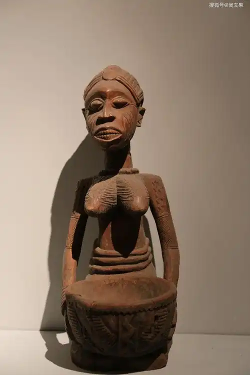 生命之灵非洲雕刻艺术魅力