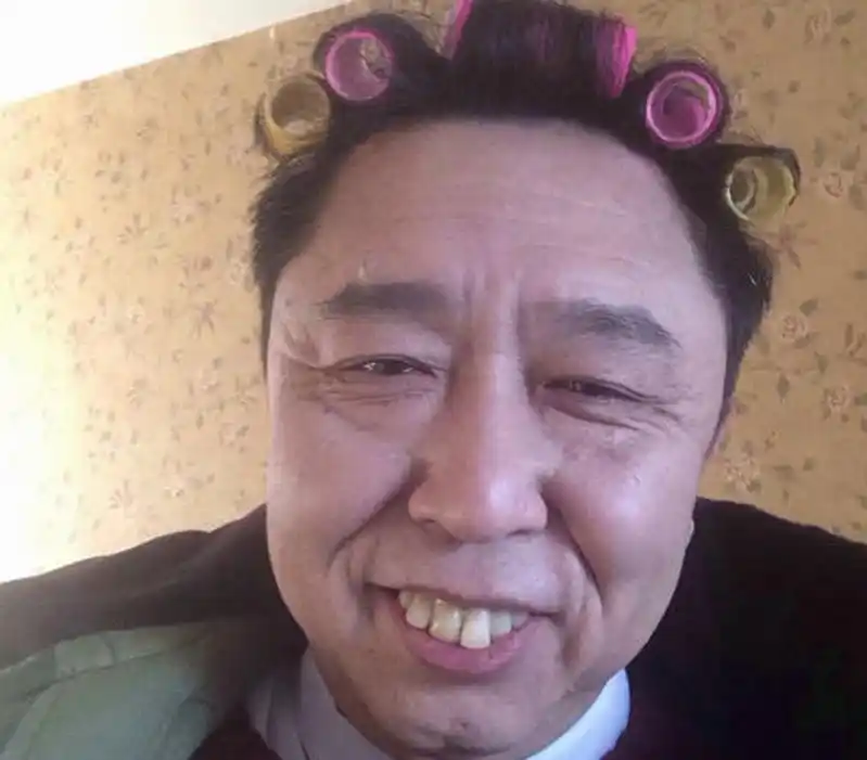 《相声有新人》冠军之夜!孙越岳云鹏助演,开场就抖了个大包袱!