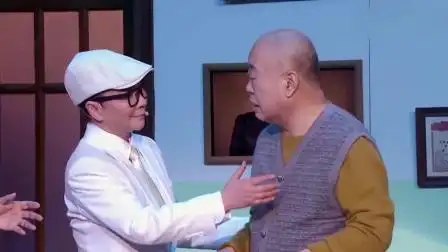 老头买条铁项链糊弄蔡明,蔡明:我说脖子上的锈哪来的,乐坏美女