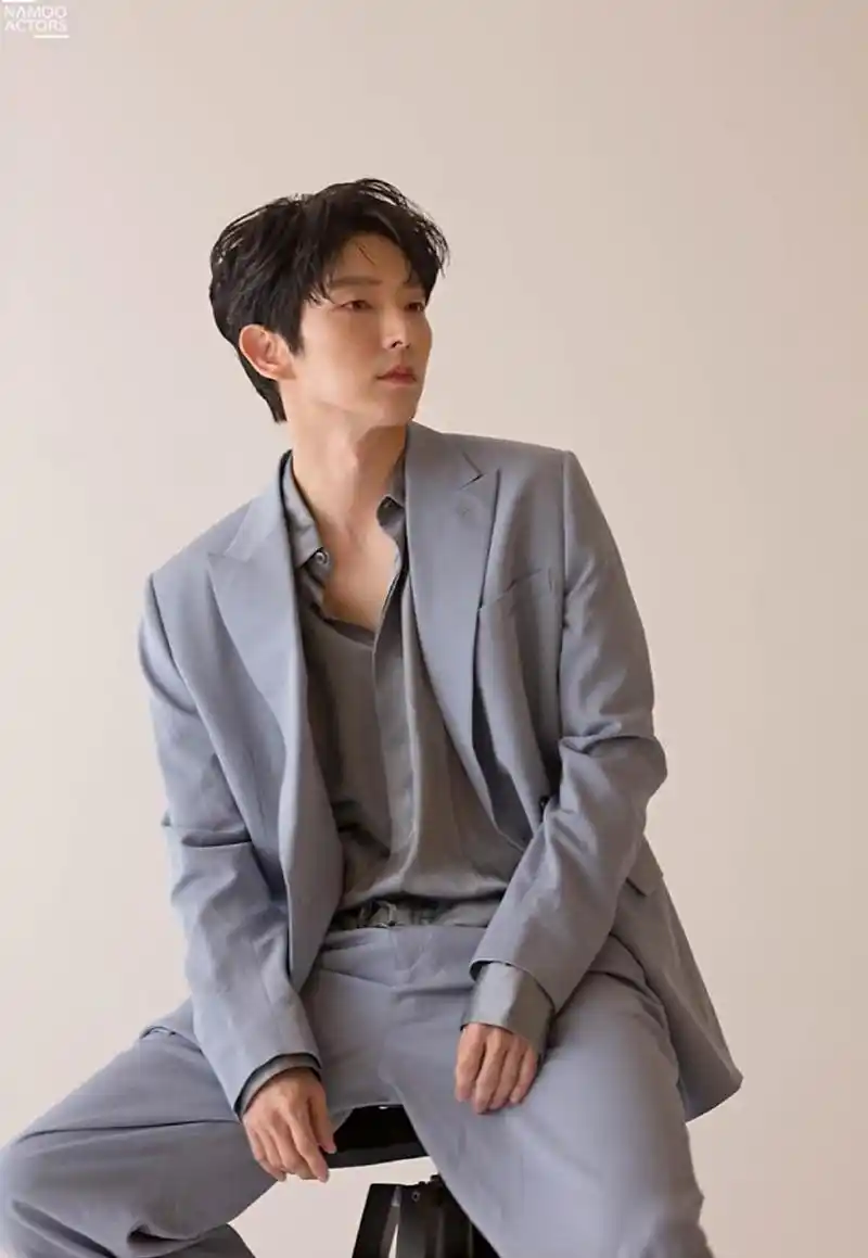 李准基的时尚大片,又a又欲!见证男神的不老容颜