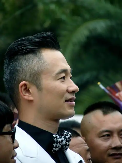 偶遇东方卫视节目主持人程雷