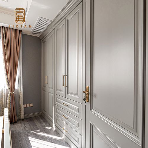 吉典实木整体衣柜定做轻奢步入式衣帽间美式原木卧室衣橱全屋定制