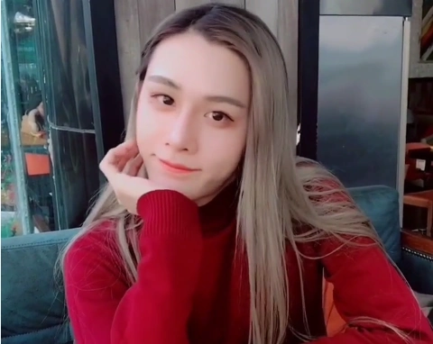 快手第一美男子,男扮女装后美艳动人,宅男直呼:我要流鼻血了!