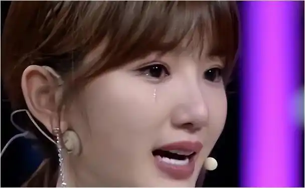 演员毛晓彤:出生被父亲丢垃圾桶,成名后父亲找上门索要赡养费