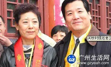 关牧村和现任老公江泓7月21日,北京,电影《我想结婚的时候你在哪》