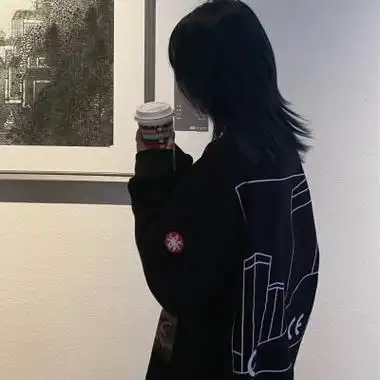 成熟高冷气质女生头像不露脸