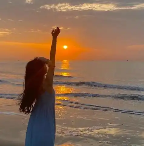 女生头像背影日落大海小众 女生头像图片大全 -【爱个性】