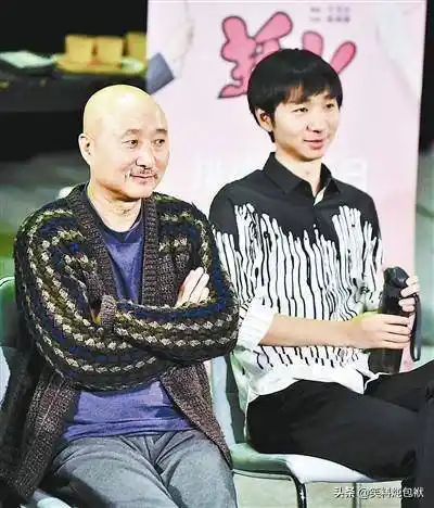 这对老搭档的儿子首次合作演绎父辈但年经典小品,看后满满回忆_陈佩斯