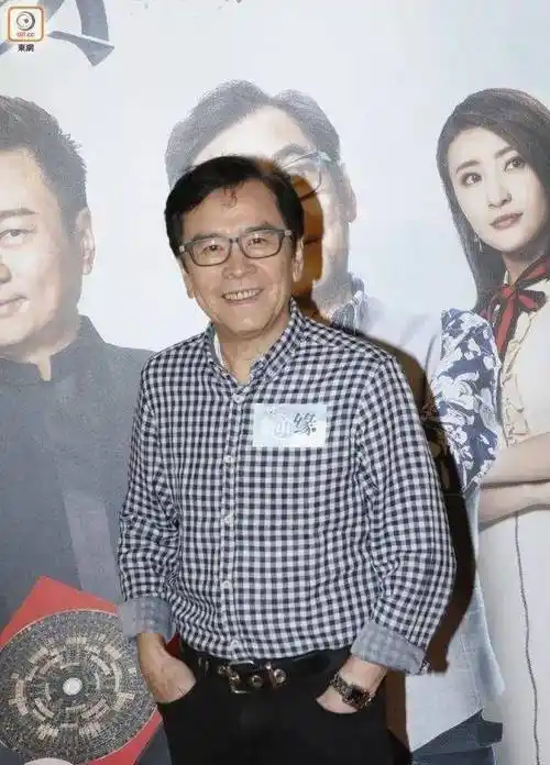 tvb老戏骨与老婆恩爱44年,不后悔早婚:早看透生死_李琳琳_姜大卫_癌症