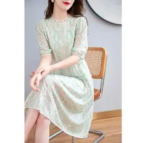 新款妈妈轻奢宽松气质洋气减龄桑蚕丝裙子刺绣真丝连衣裙女春夏季